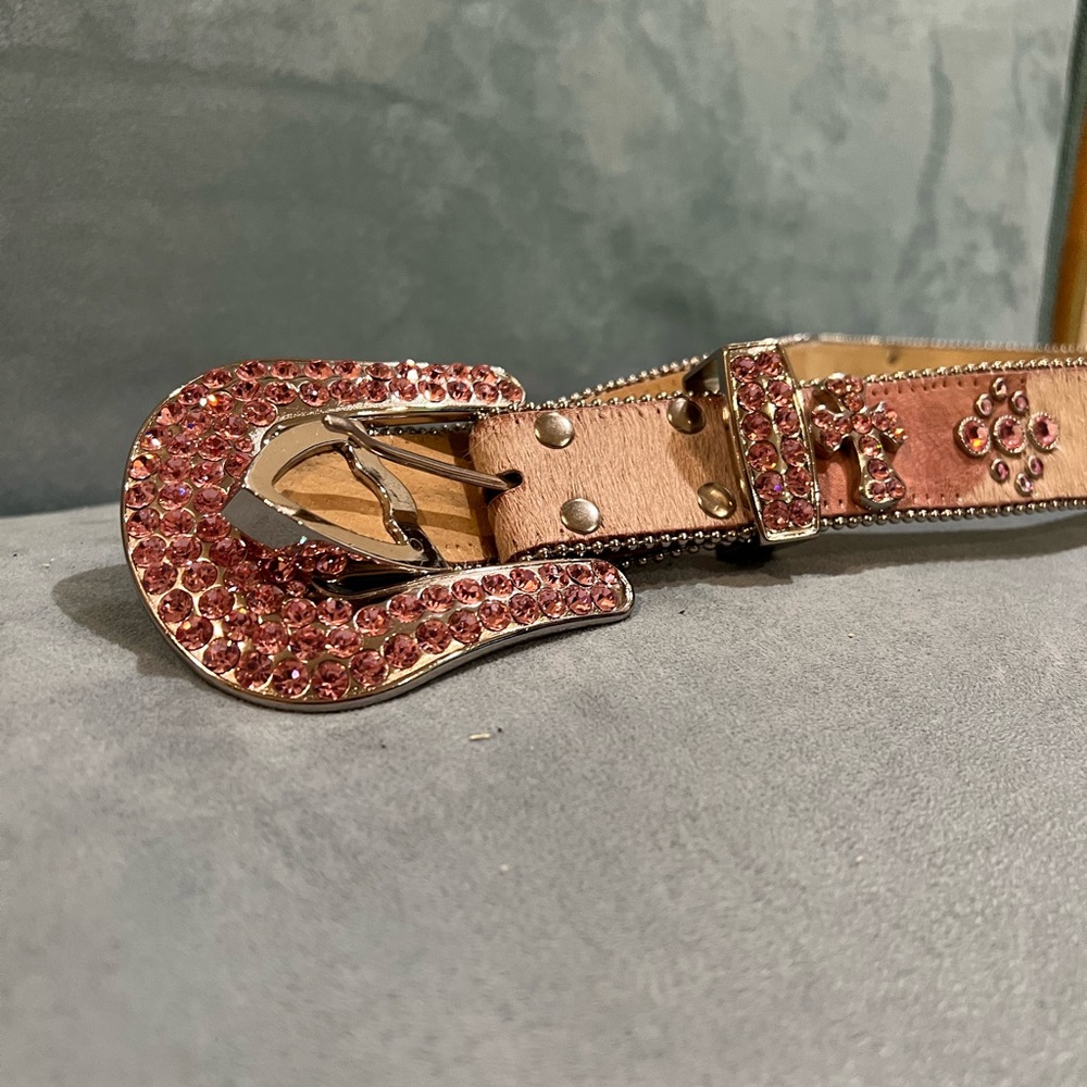 Crystal and pony hair belt.
